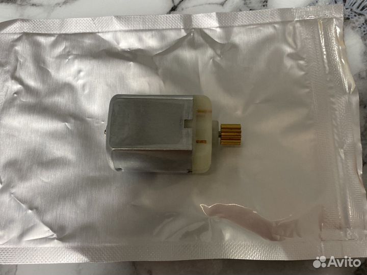 Моторчик для Volvo