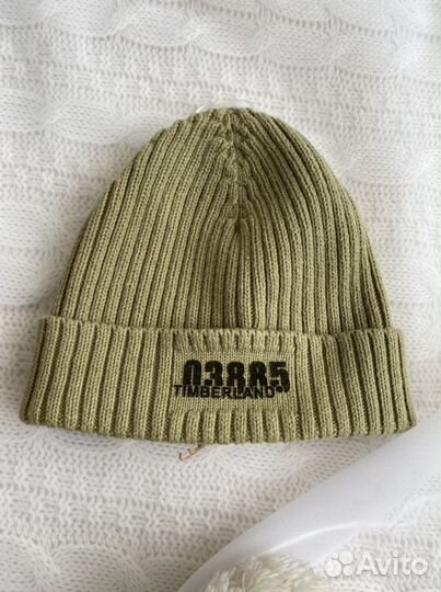 Шапки Catya, Timberland, John Galliano, Moncler