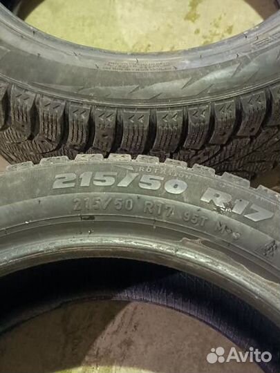 Pirelli Formula Ice 215/50 R17 95T