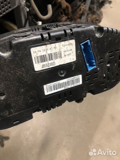 Панель приборов Volkswagen Polo 5