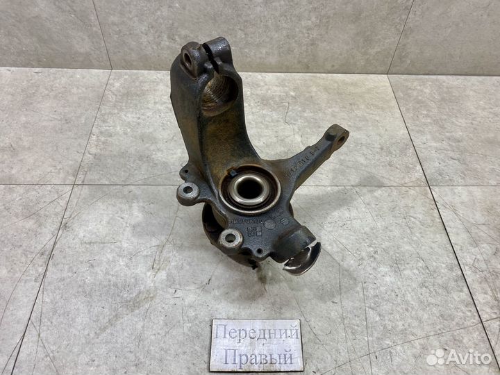 Кулак поворотный передний правый Ford Focus 2