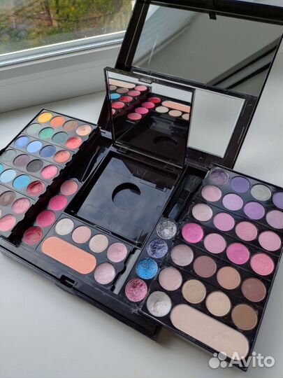 Набор теней Deborah