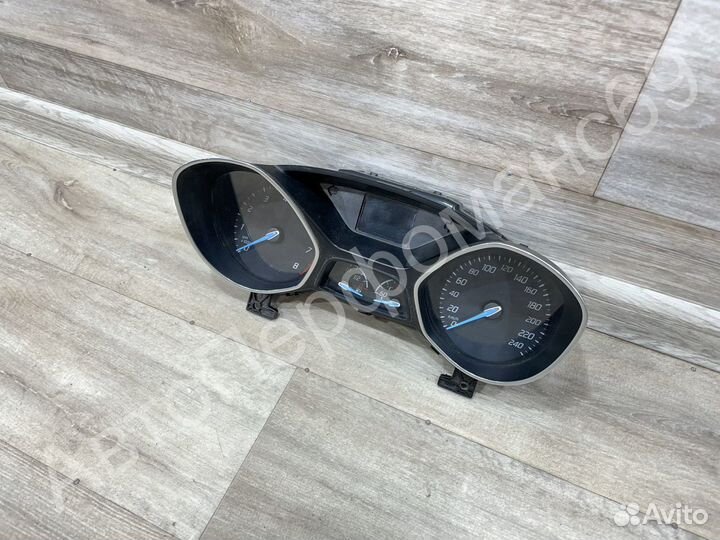 Щиток приборов Ford Focus 3