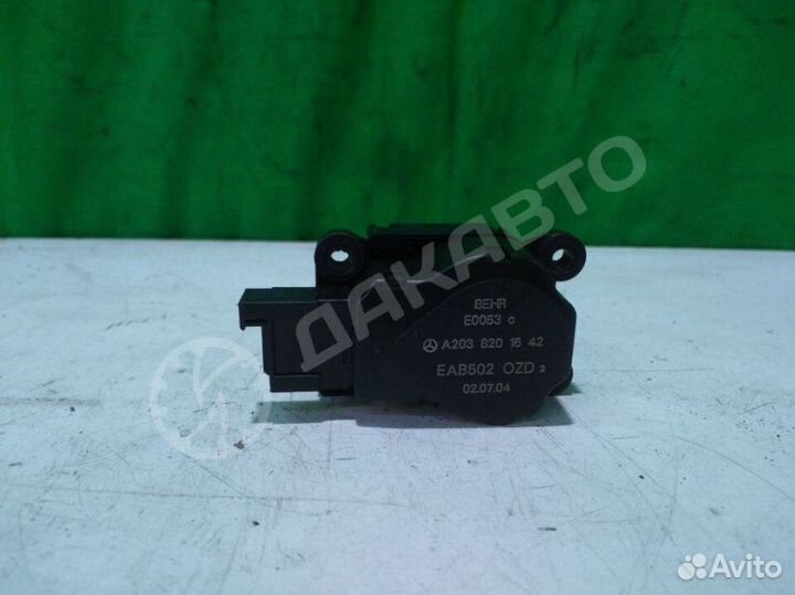 Моторчик заслонки отопителя Mercedes-Benz C W203