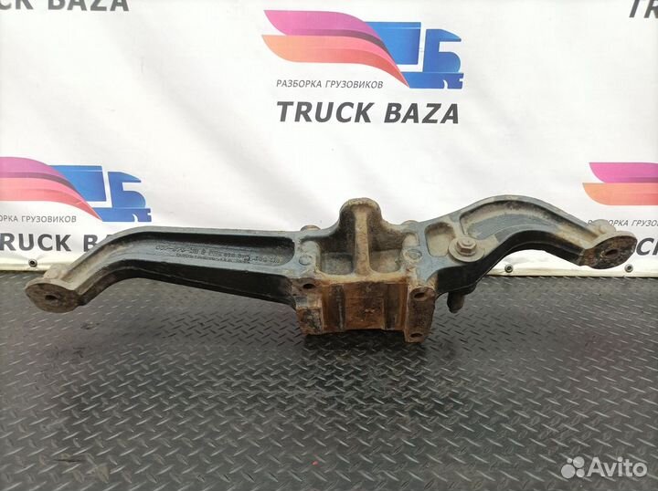 81436300202 Кронштейн пневморессоры правый