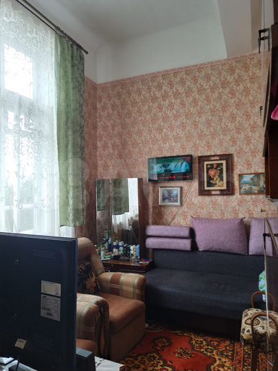 Комната 19 м² в 2-к., 4/4 эт.