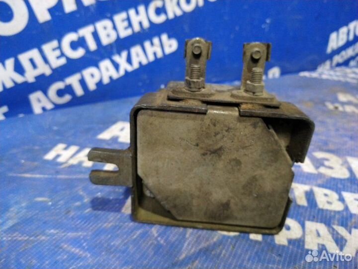 Реле Газ Волга 24 седан 402 1983