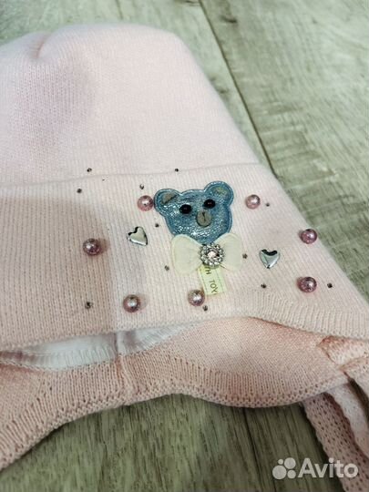 Продается шапочка для девочки