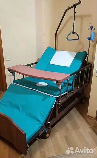 Медицинская кровать для лежачих больных Revel