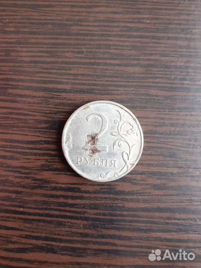 Монеты. Брак. Раковины. 2руб. 10руб