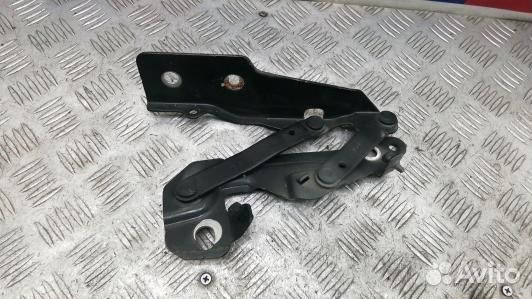 Петля капота dodge caliber (HBR17D502)