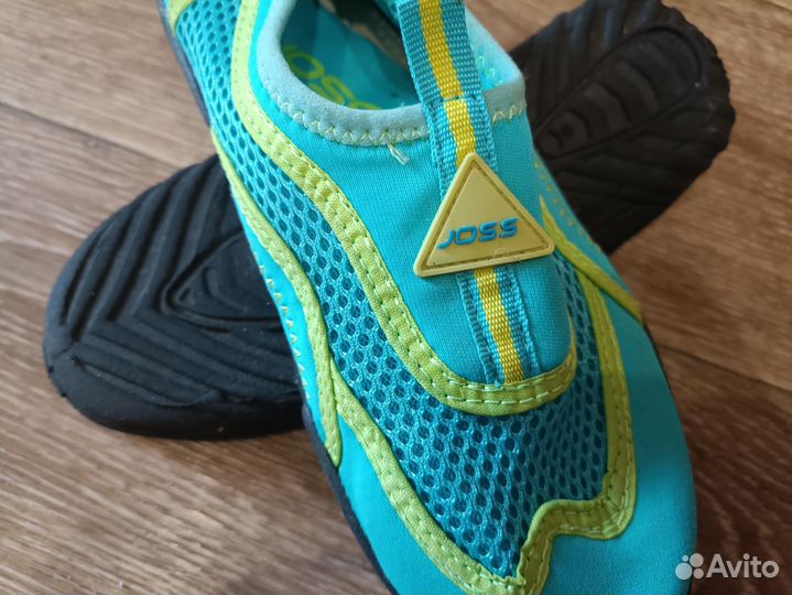 Аквашузы размер 34