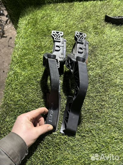 Педаль газа Volkswagen Passat B5