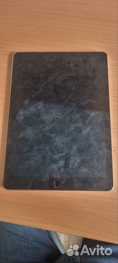 iPad pro 9.7 2016 32gb sim