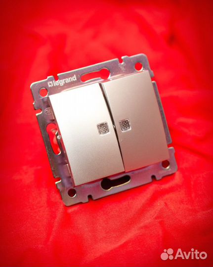 Розетка Valena Белая комп (RJ45) 1-ая 5 кат UTP