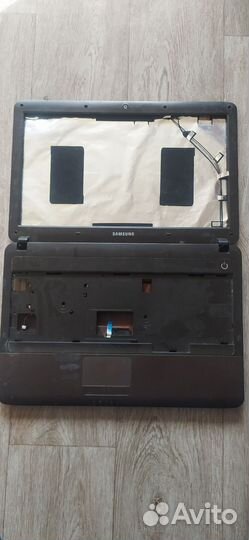 Ноутбук Samsung r540