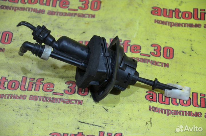 Главный цилиндр сцепления Ford Focus 2