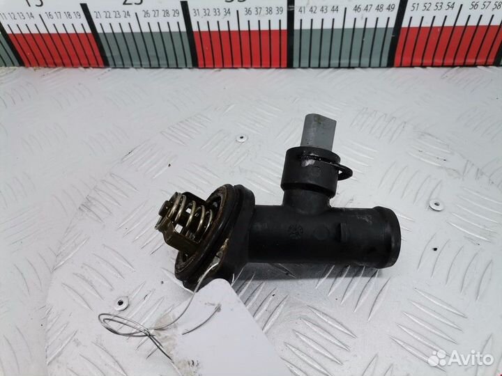 Корпус термостата Volkswagen Passat B6 2006