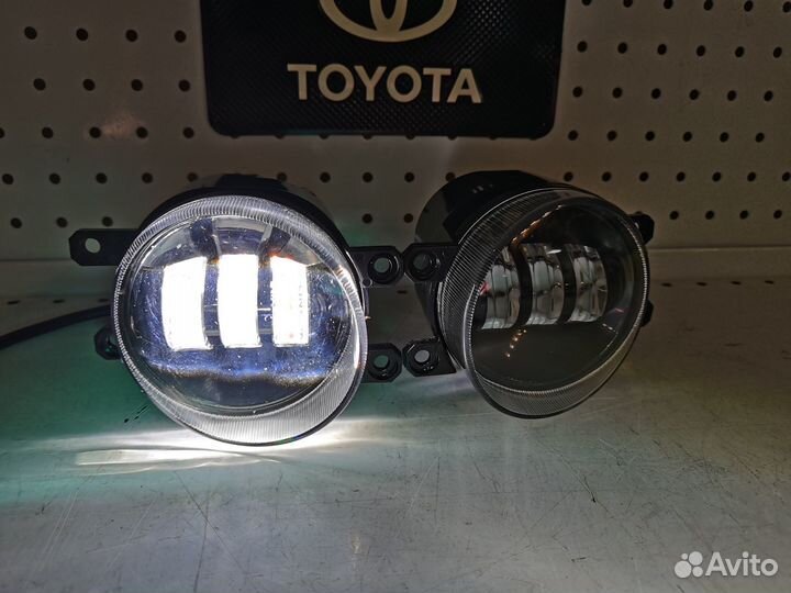Противотуманки toyota (тойота) 3 линзы 60w