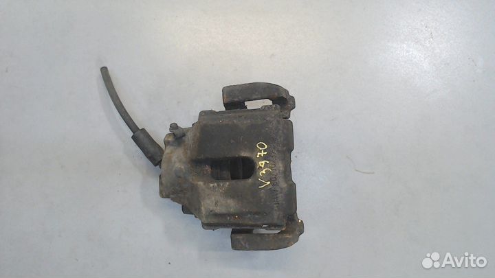 Суппорт BMW 7 E38, 1994