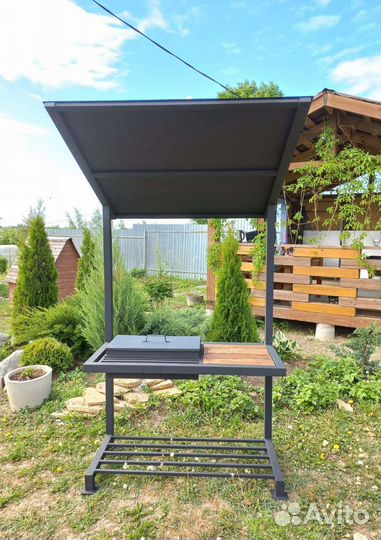 Мангал с крышей