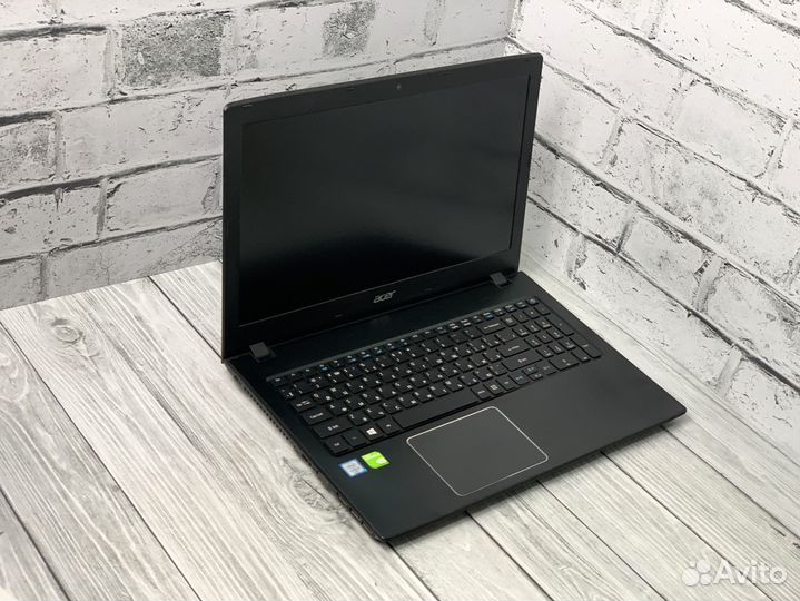 Игровой ноутбук Acer Core I5/8G/128G SSD+1TB HDD
