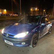 Peugeot 206 1.4 MT, 2005, 197 000 км, с пробегом, цена 175 000 руб.