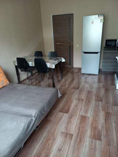 2-к. квартира, 50 м², 2/4 эт.