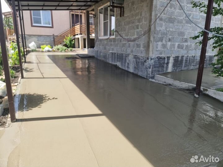 Бетонирование двора