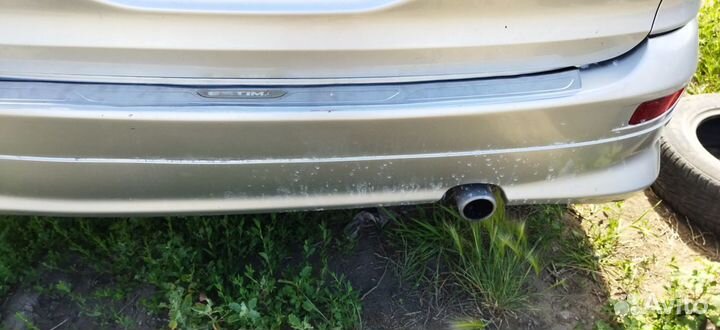 Накладка на задний бампер toyota estima