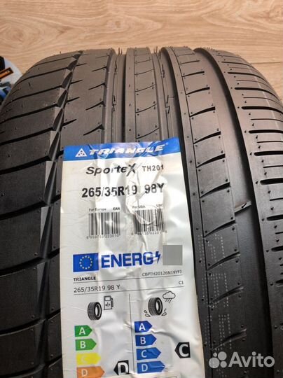 Triangle TH201 Sportex 265/35 R19 98Y