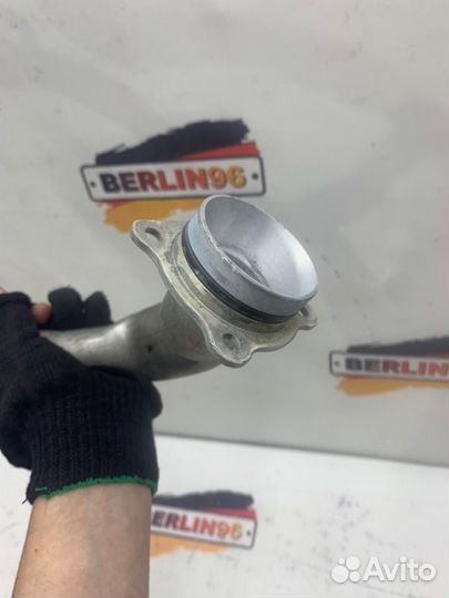 Патрубок системы охлаждения Bmw X5 E70 N55B30 2010