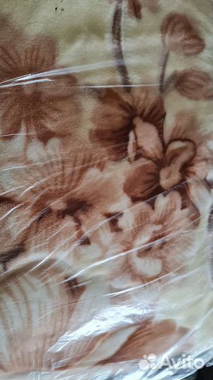 Плед шерстяной 200*230+чехлы на подушки