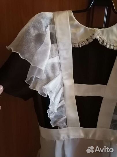 Школьная форма на последний звонок размер 44(S)