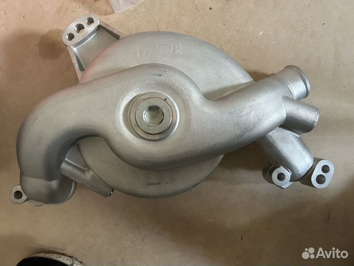 Насос водяной MAN TGA двигатель D2866 D2876