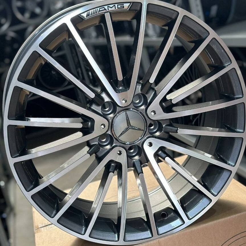 Литые диски Mercedes-Benz 8×R18 5×112