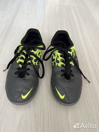 Футзалки nike