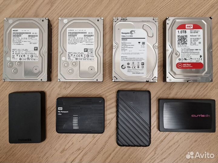 Жёсткие диски разные 3.5 и 2.5 дюйма