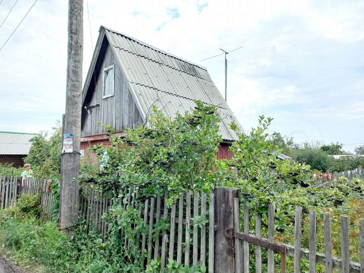 Дача 22 м² на участке 5,5 сот.