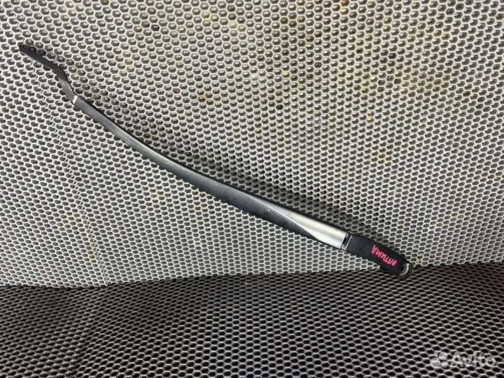 Поводок дворников правый Kia Optima 4 JF G4ND 2.0