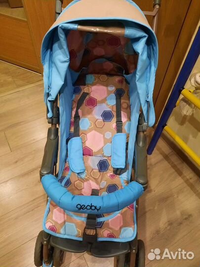 Прогулочная коляска