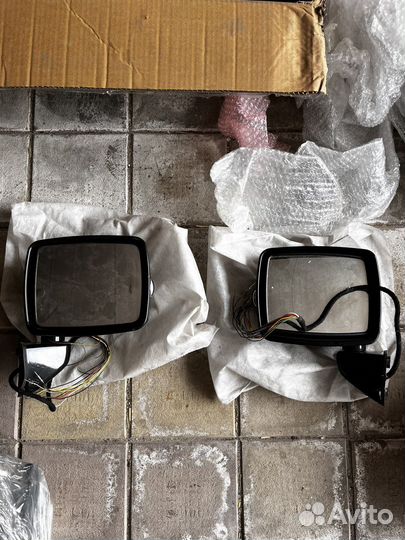 Боковые зеркала G55