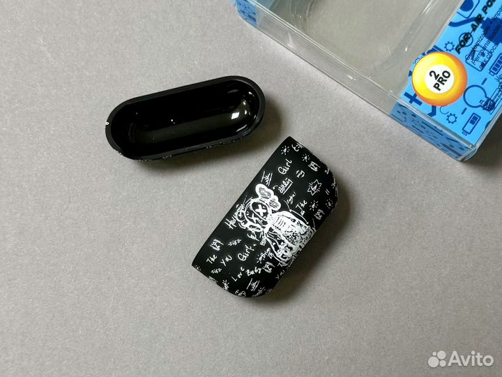 Чехол на AirPods Pro 2 Kaws