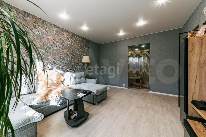 4-к. квартира, 68,5 м², 2/9 эт.