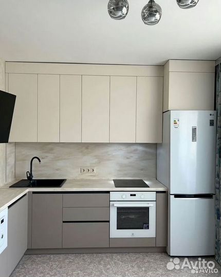 Красивая кухня на заказ собственное производство