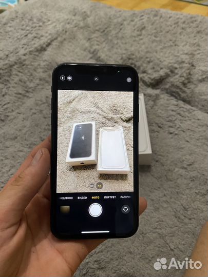 Телефон iPhone 11 128 gb