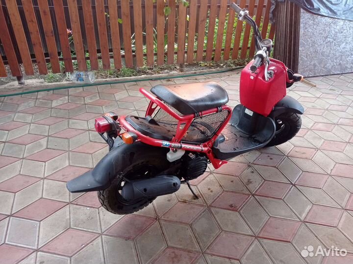 Скутер мопед