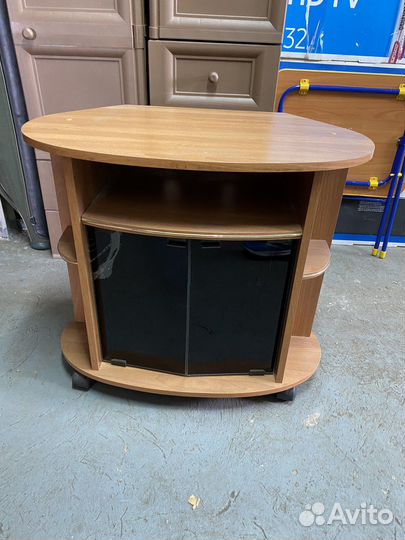 Тумба под телевизор