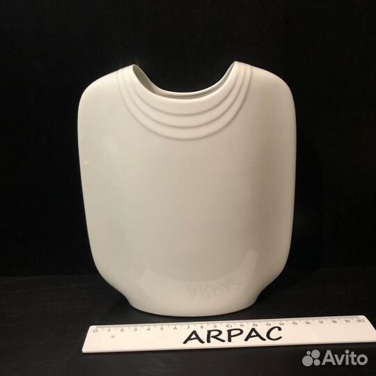 Фарфоровая ваза Kaiser