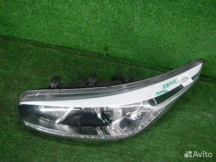Фара левая Kia Ceed